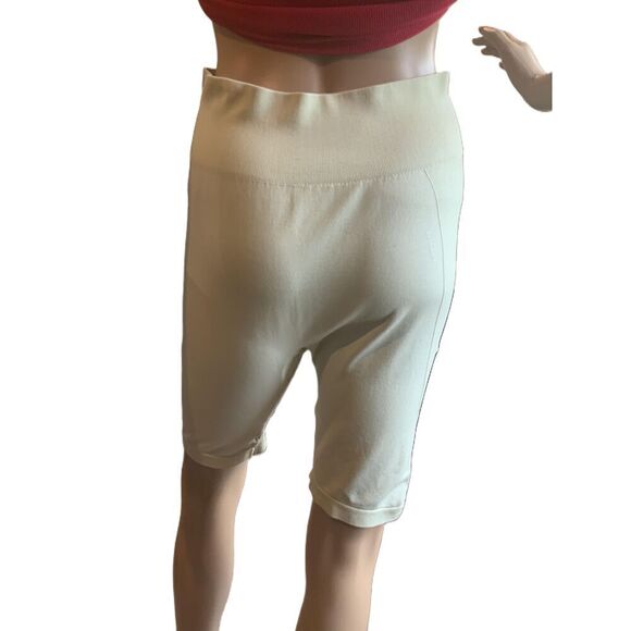 Aéropostale Yellow High Waist Gym Shark Logo Athletic Shorts Size Medium - Picture 5 of 10